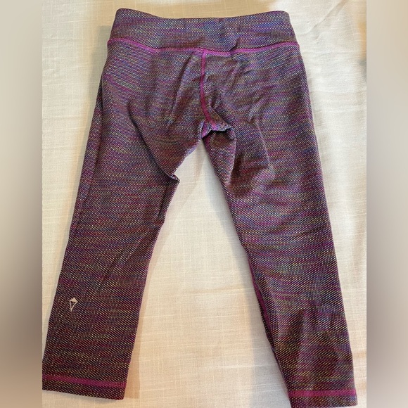 Ivivva Lululemon Girls leggings size 10 - Picture 3 of 3